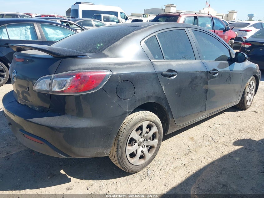 Vin: jm1bl1uf3b1445995, lot: 45613205, mazda mazda3 i sport 20114