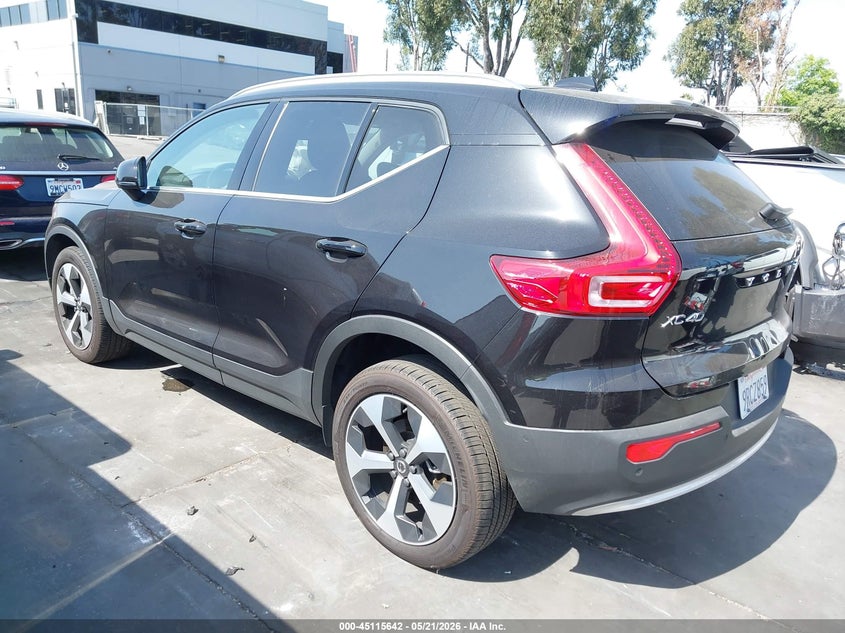 Vin: yv4l12ue2s2512780, lot: 45613226, volvo xc40 b5 plus bright theme 20253