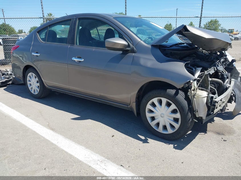 2015 NISSAN VERSA 1.6 SV