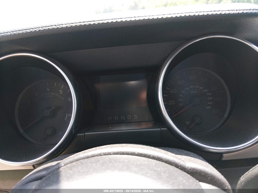 2019 FORD MUSTANG auction photo 7