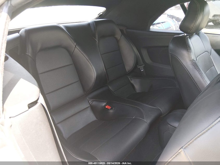 2019 FORD MUSTANG auction photo 8