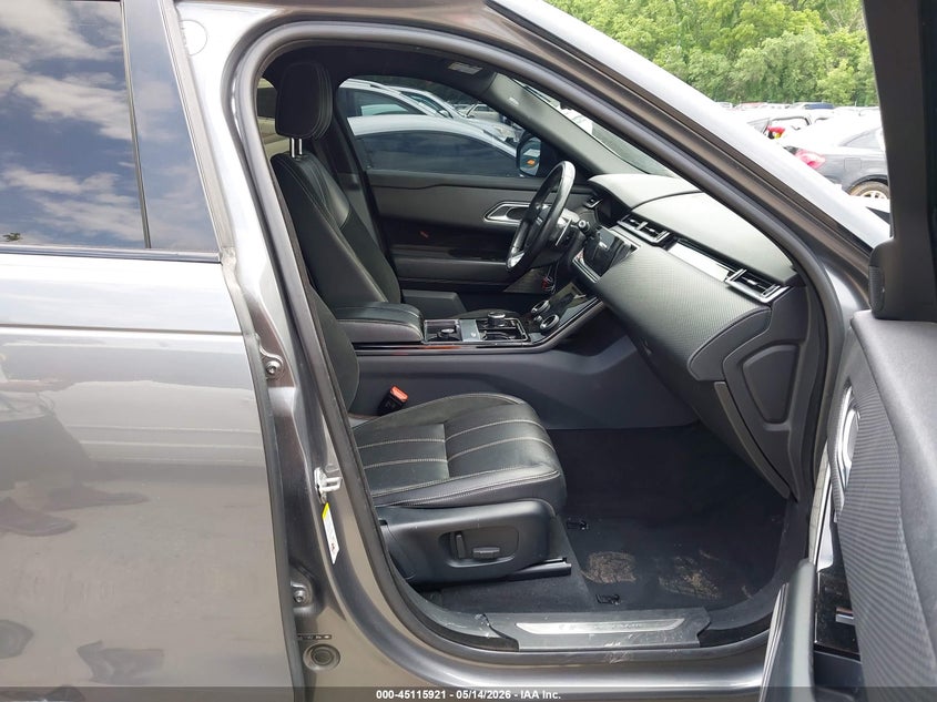 2018 LAND ROVER RANGE ROVER VELAR auction photo 5