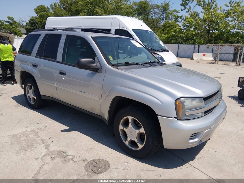 1GNDT13S782255411 CHEVROLET TRAILBLAZER Photo 1