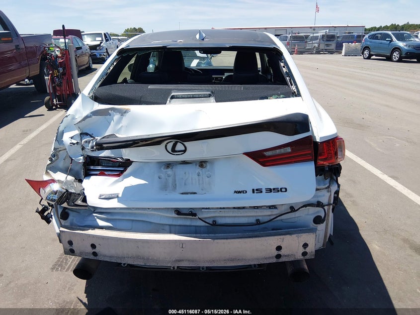 2016 LEXUS IS 350 — Photo 16
