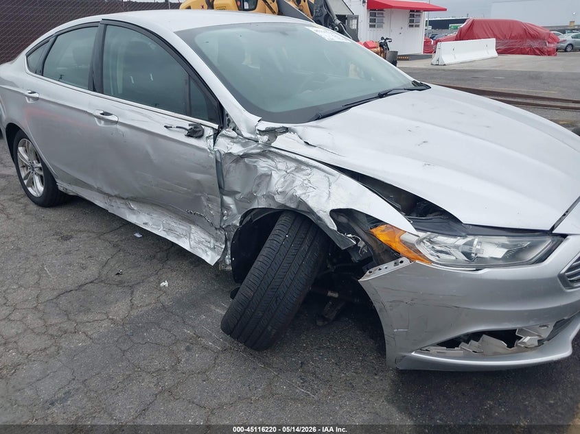 VIN 3FA6P0LUXJR198355 2018 FORD FUSION HYBRID SE