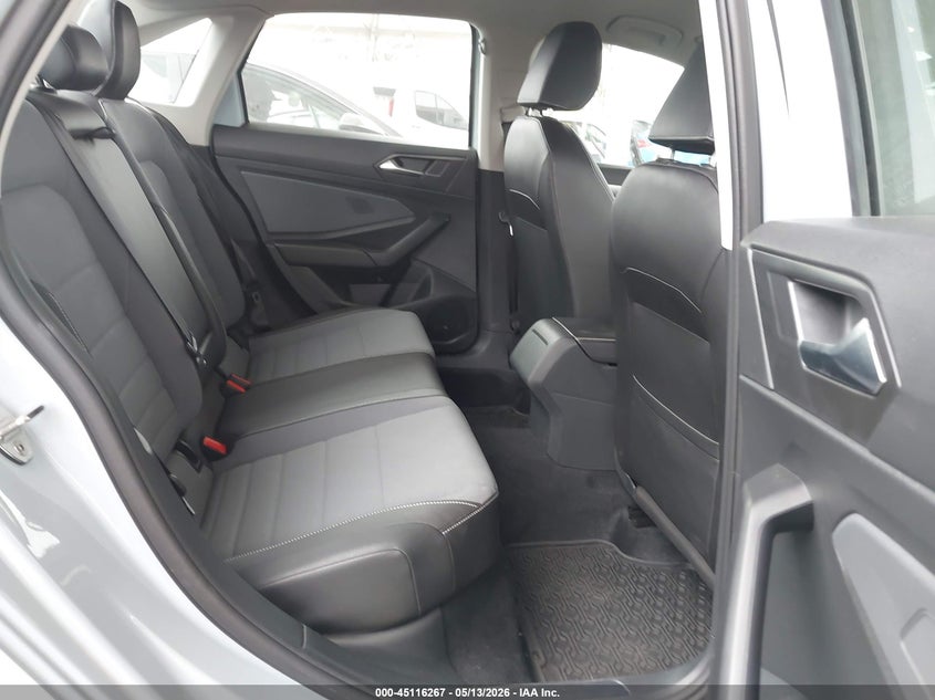 2025 VOLKSWAGEN JETTA auction photo 8