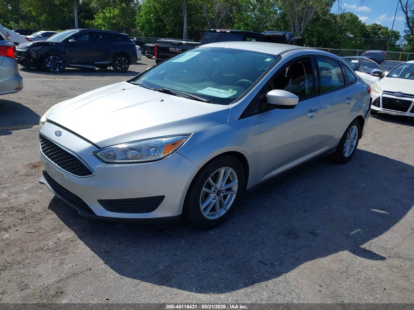 Vin: 1fadp3fexjl308106, lot: 45614015, ford focus se 20182