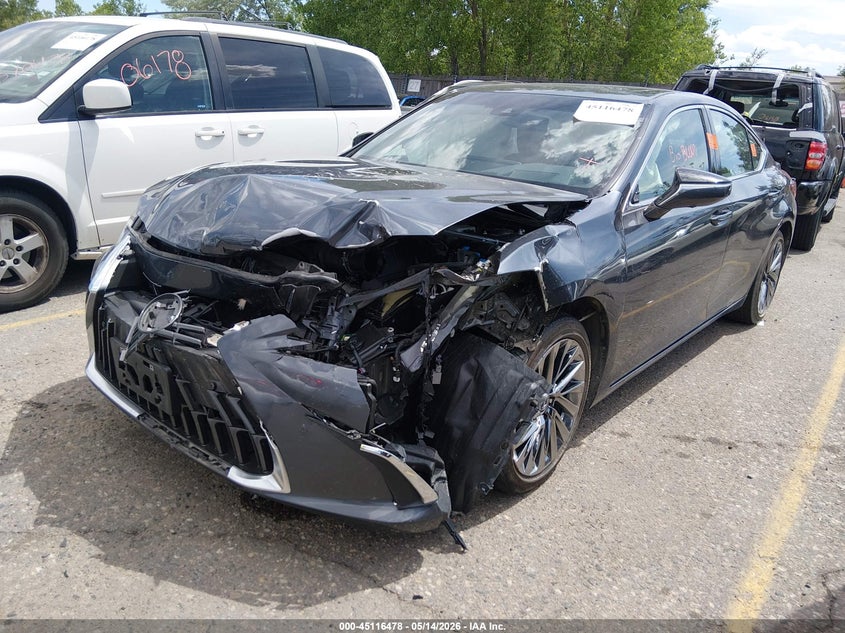 Vin: 58aea1c13su063204, lot: 45614062, lexus es 300h luxury 20252