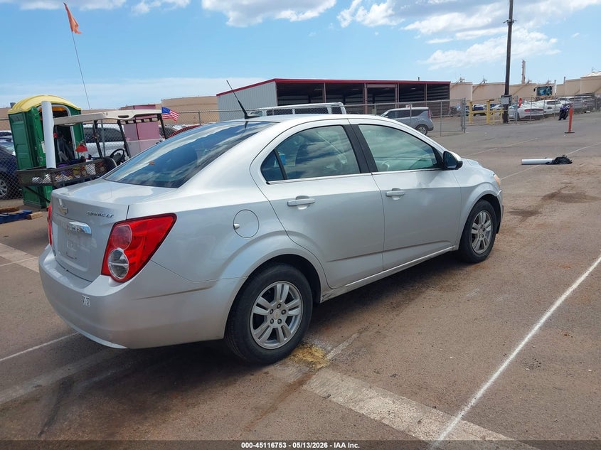 2012 CHEVROLET SONIC auction photo 4