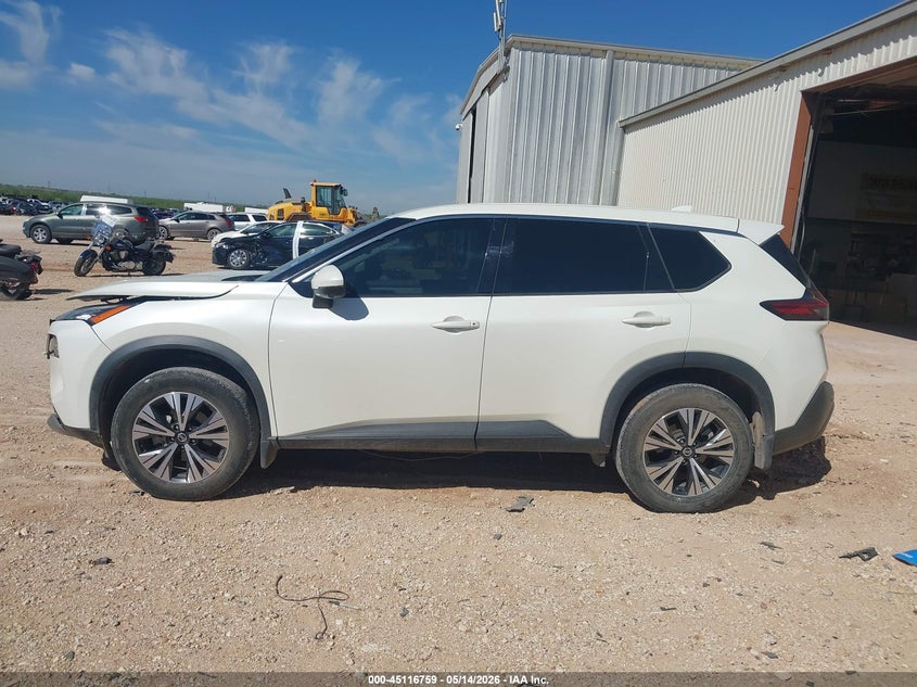 2021 Nissan Rogue - view 14