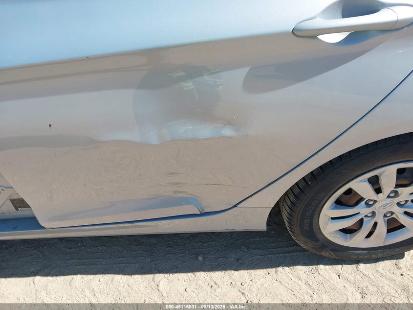 2013 HYUNDAI SONATA auction photo 6