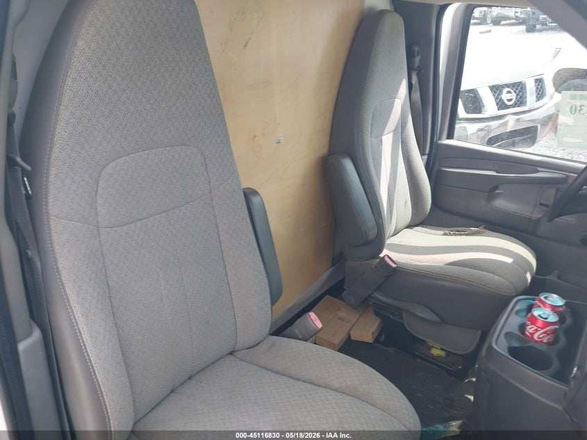 2011 CHEVROLET EXPRESS CUTAWAY auction photo 6