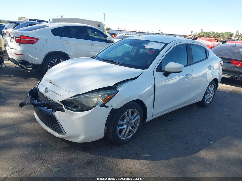 VIN 3MYDLBYV4JY312139 2018 TOYOTA YARIS IA