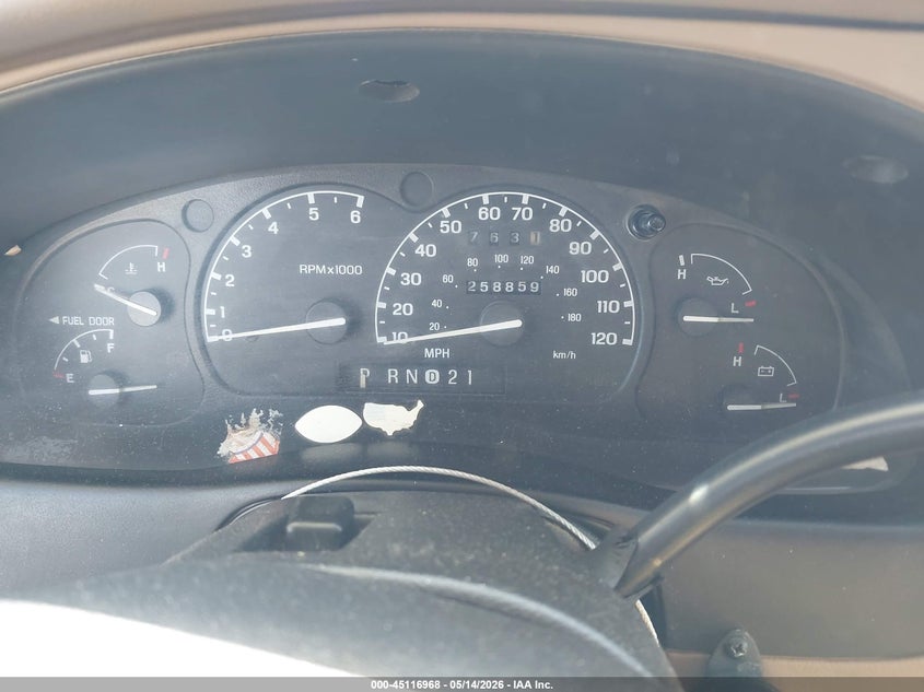 2000 Ford Explorer Xlt VIN: 1FMZU63P6YZB63228 Lot: 45116968