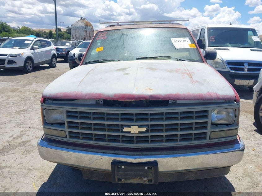 1988 Chevrolet Gmt-400 C2500 VIN: 1GCFC24K4JE191242 Lot: 45117201