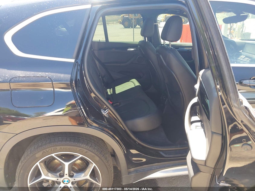 2016 BMW X1 auction photo 8