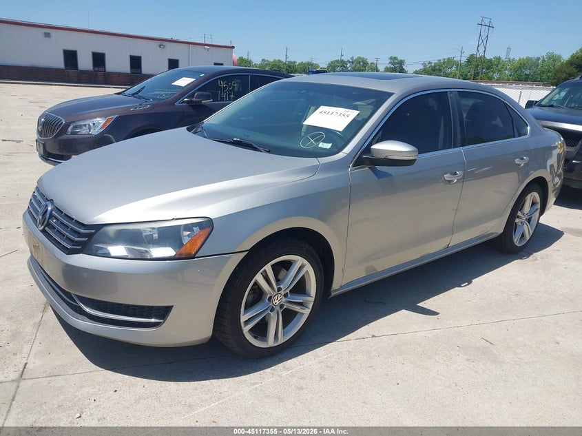 2014 VOLKSWAGEN PASSAT VIN: 1VWBN7A35EC095945