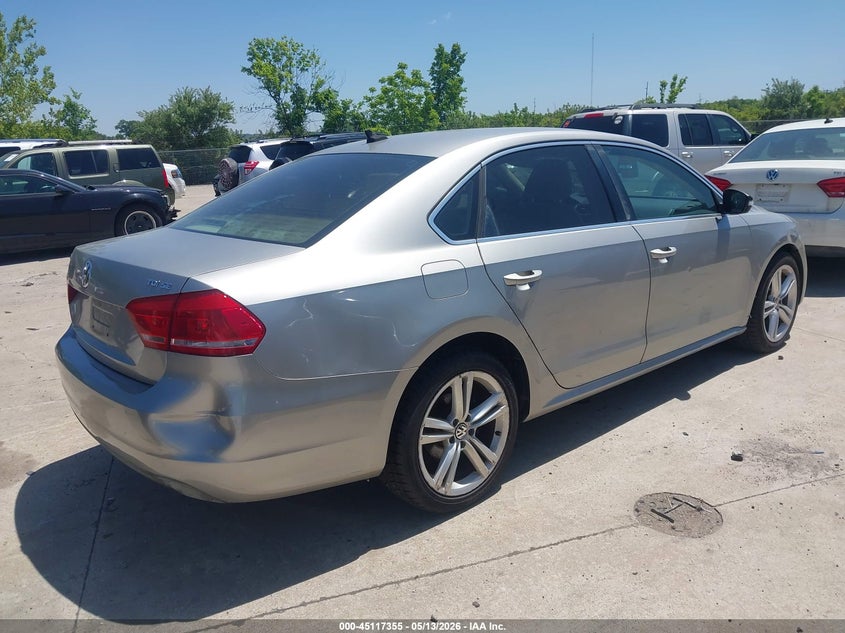 2014 VOLKSWAGEN PASSAT VIN: 1VWBN7A35EC095945