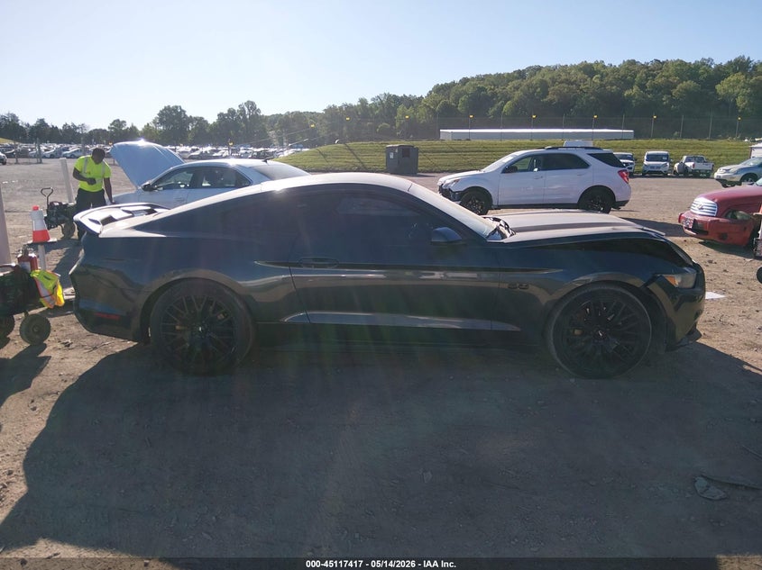 FORD MUSTANG - zdjęcie 14