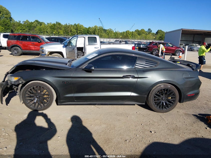 FORD MUSTANG - zdjęcie 15