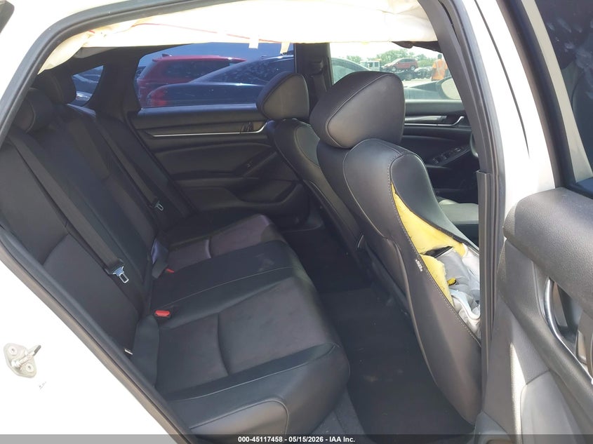 2019 HONDA ACCORD auction photo 8