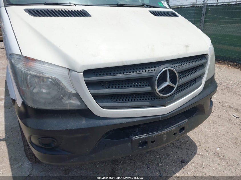 2017 MERCEDES-BENZ SPRINTER 2500 STANDARD ROOF V6 — Фото 6