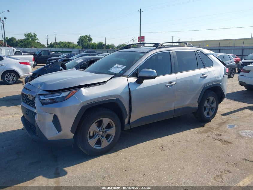 2022 TOYOTA RAV4 HYBRID XLE — Фото 14