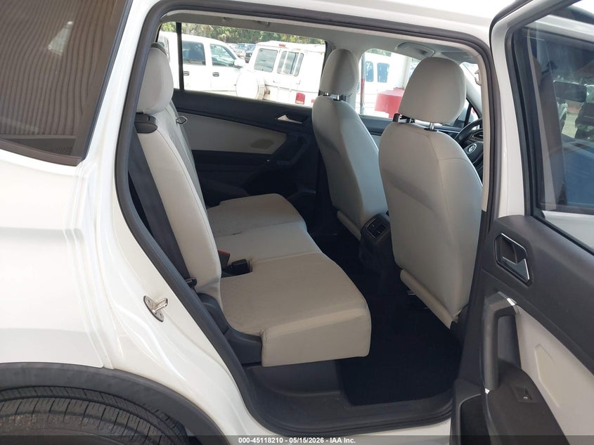 2018 VOLKSWAGEN TIGUAN auction photo 8