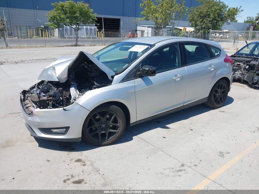 Vin: 1fadp3k29gl304441, lot: 45615840, ford focus se 20162