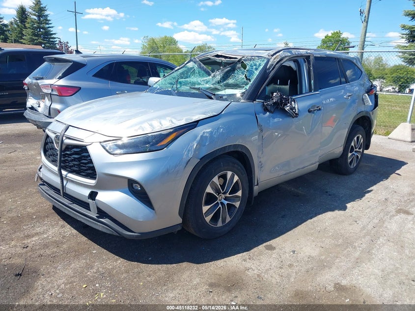 VIN 5TDKDRBH7PS026882 2023 TOYOTA HIGHLANDER XLE