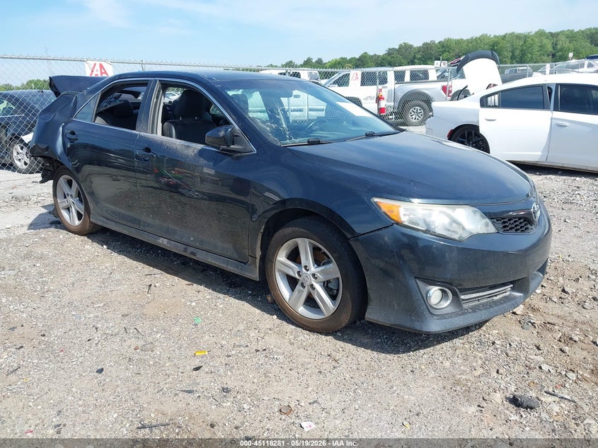 2012 Toyota Se
