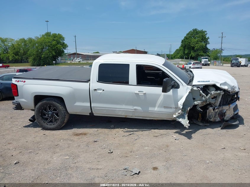 2016 CHEVROLET SILVERADO 2500HD LT — Фото 14