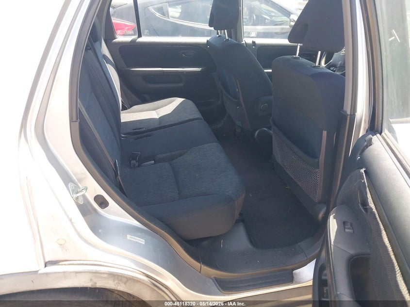 2005 HONDA CR-V auction photo 8