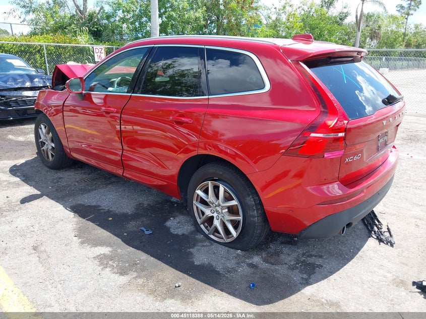 2018 VOLVO XC60 auction photo 3
