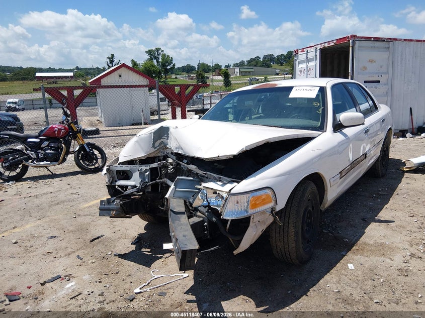 2003 FORD CROWN VICTORIA auction photo 6