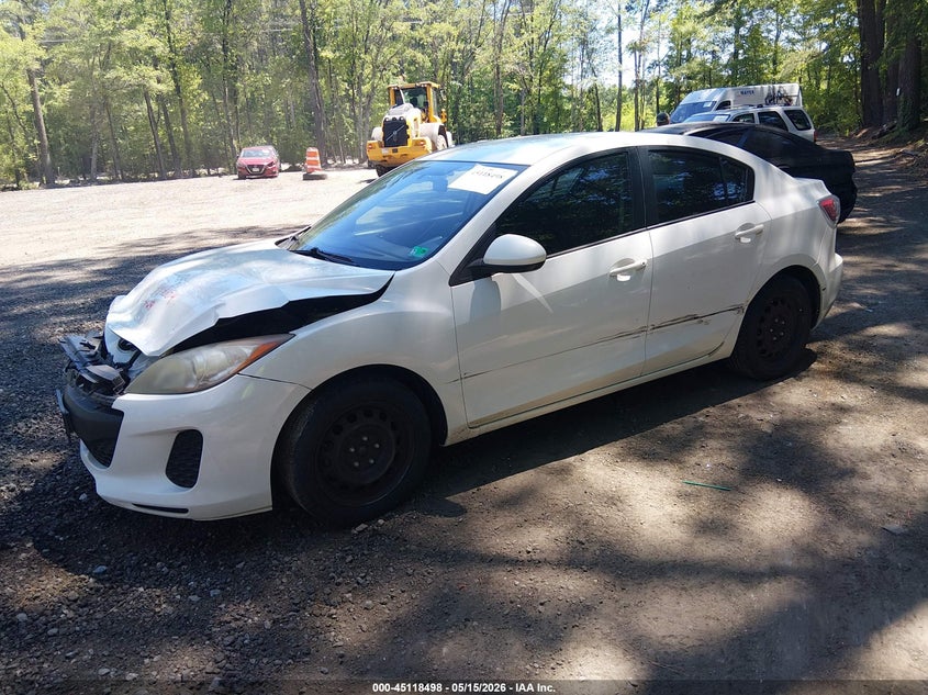 Vin: jm1bl1tf8d1825340, lot: 45616114, mazda mazda3 i sv 20132