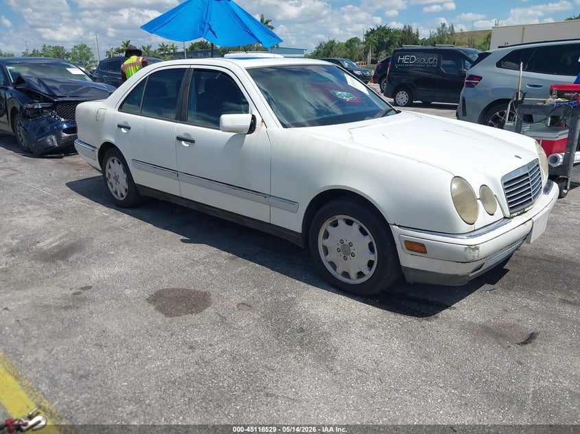 1996 Mercedes-Benz E 320
