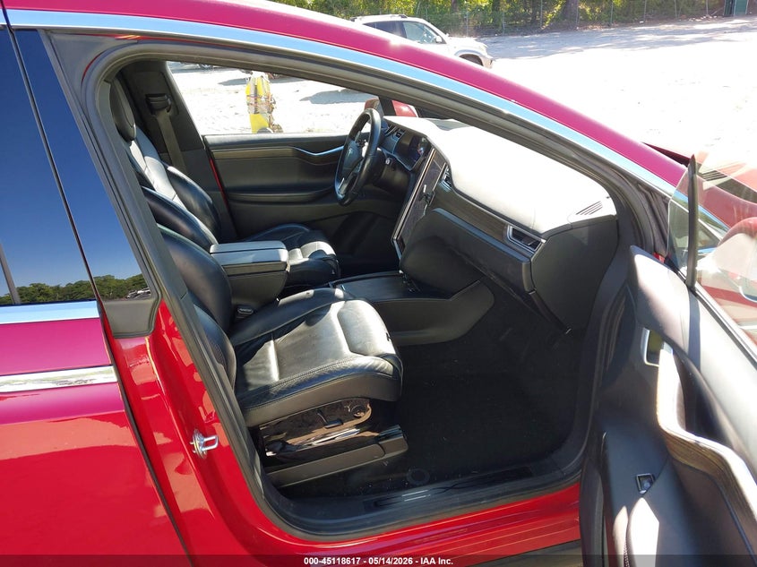 2016 TESLA MODEL X auction photo 5