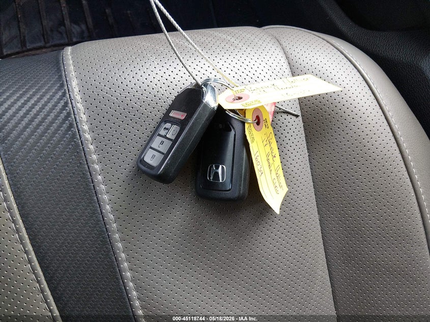 2017 HONDA CIVIC TOURING — Photo 11