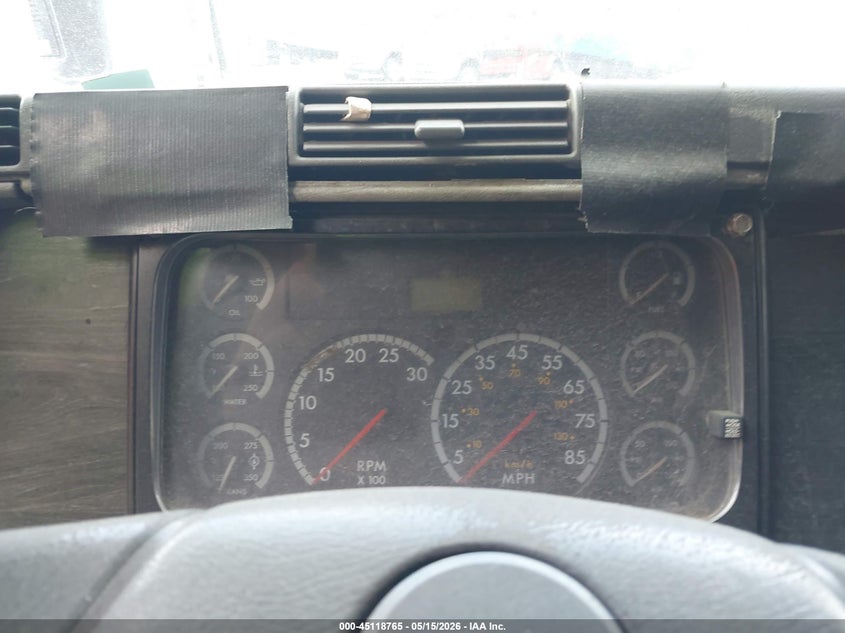 2005 FREIGHTLINER CONVENTIONAL auction photo 5