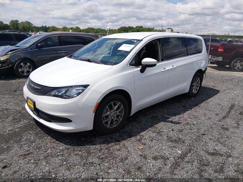 Vin: 2c4rc1cg4nr187835, lot: 45616425, chrysler voyager lx 20222