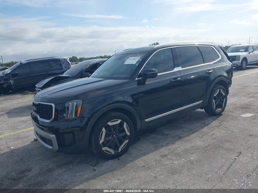 2023 KIA TELLURIDE auction photo 2