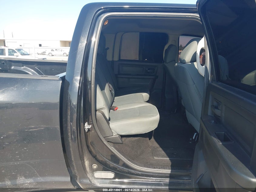 2015 Ram 3500 Tradesman VIN: 3C63RPGL3FG589990 Lot: 45118901