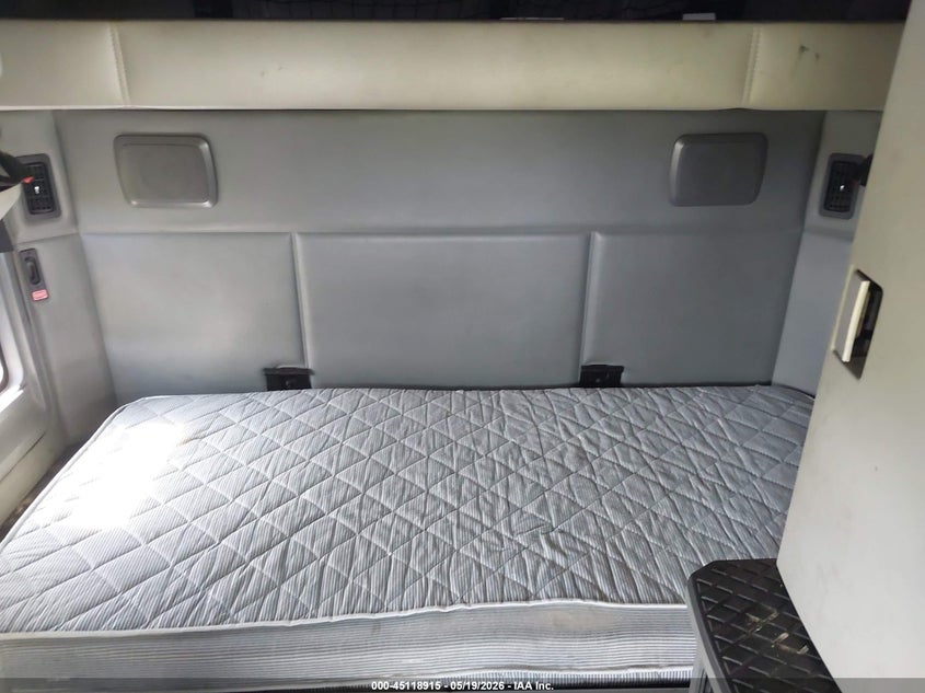 2018 KENWORTH T680 auction photo 6