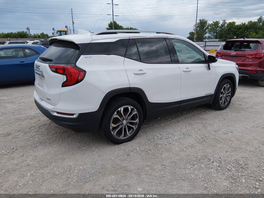 2018 GMC TERRAIN auction photo 4