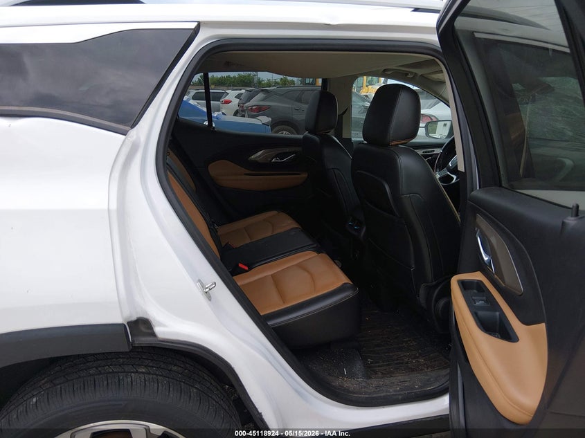2018 GMC TERRAIN auction photo 8