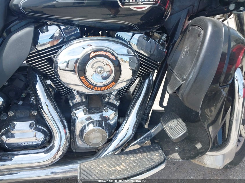 2011 Harley-Davidson Flhtcu VIN: 1HD1FC417BB671159 Lot: 45118980