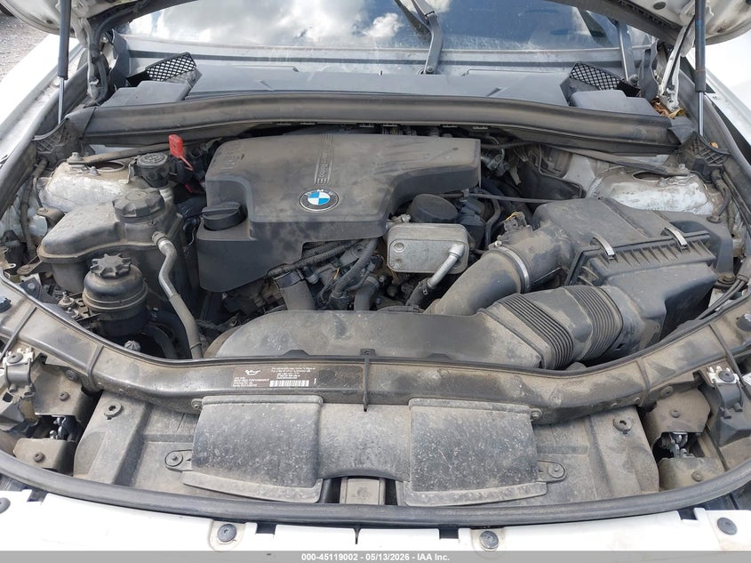 2014 BMW X1 xDrive28I VIN: WBAVL1C58EVY13636 Lot: 45119002