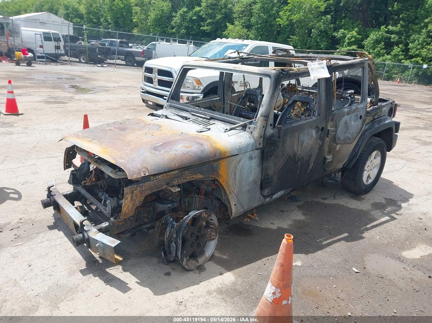 2015 JEEP WRANGLER UNLIMITED auction photo 2