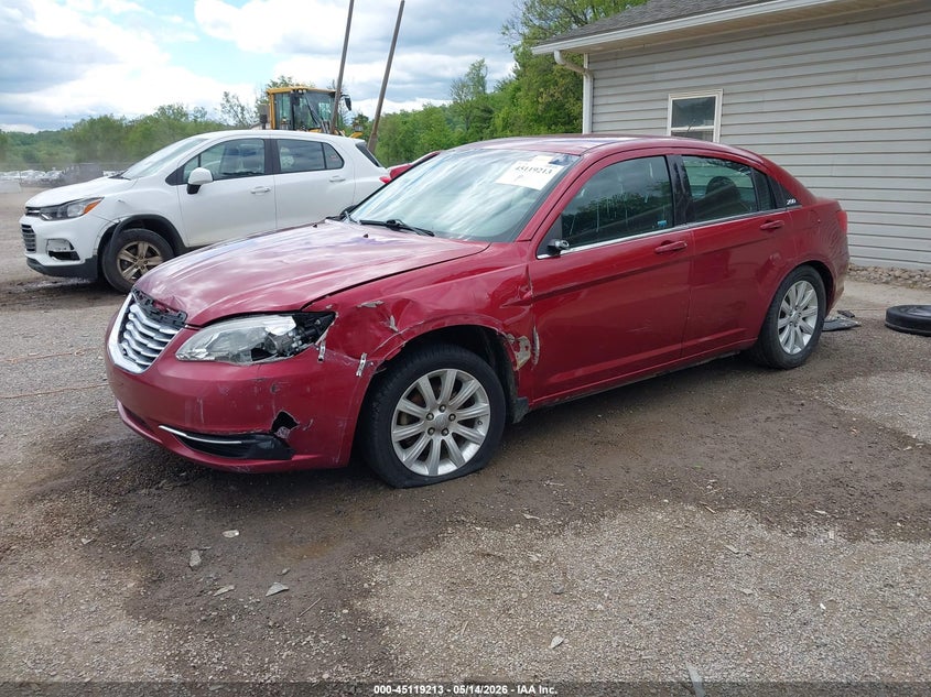 2013 Chrysler 200 Touring 1C3CCBBB9DN655401 photo 1